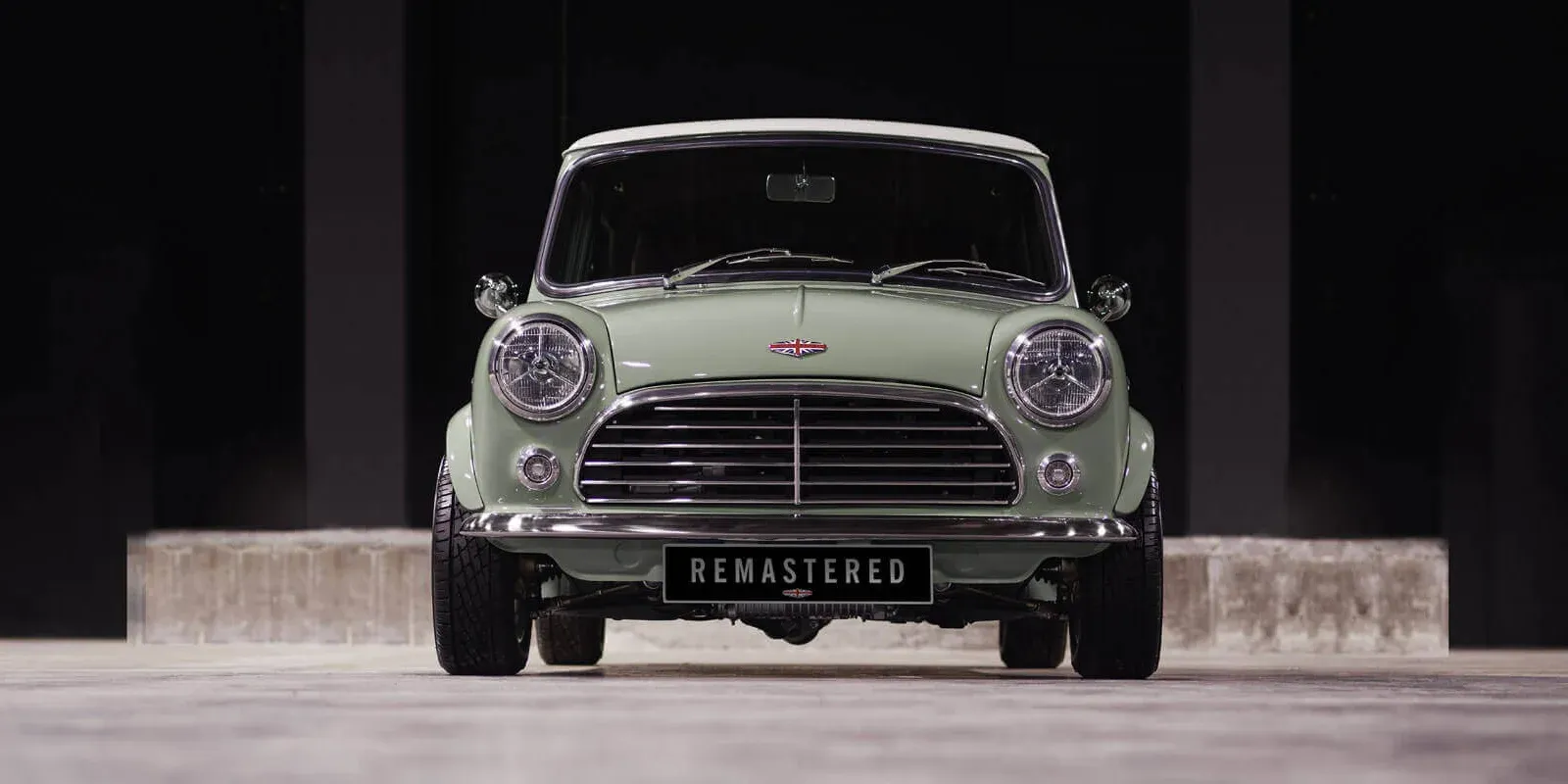 2023 David Brown Mini Remastered photo 1