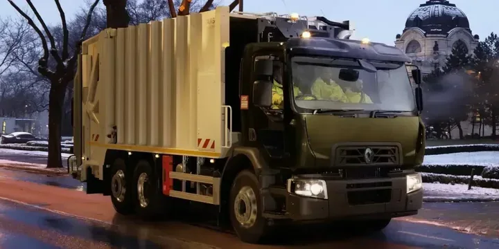 2013 Renault Trucks 2013-renault-trucks-d-26-wide-optidriver-12-speed-430ps-2013 main image