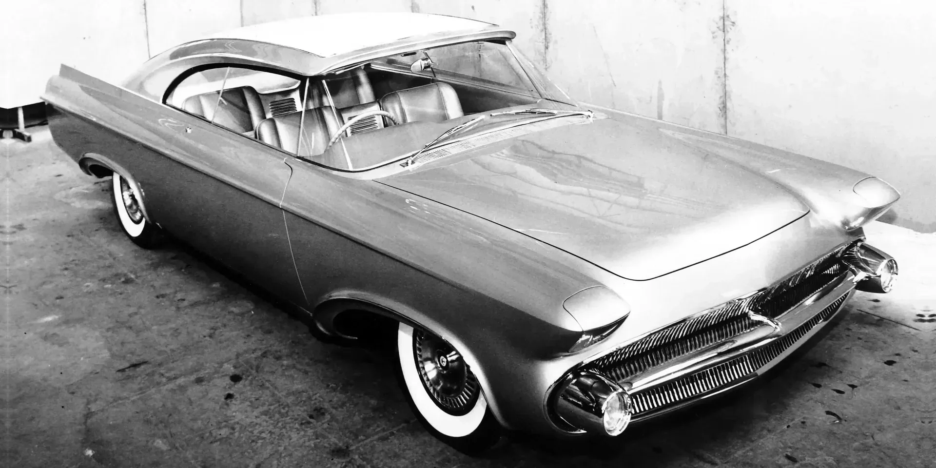 1956 Chrysler Norseman photo 1
