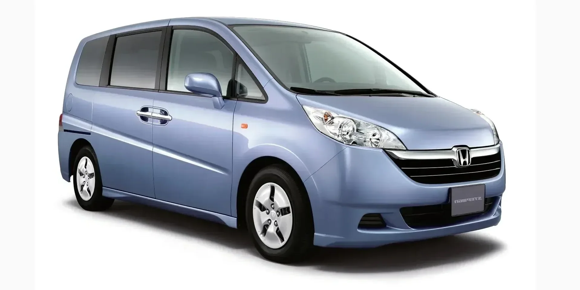2005 Honda Stepwgn photo 1