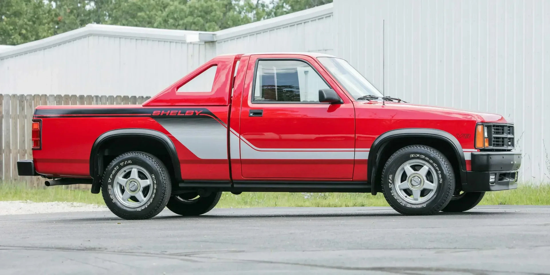 1989 Shelby Dakota photo 1