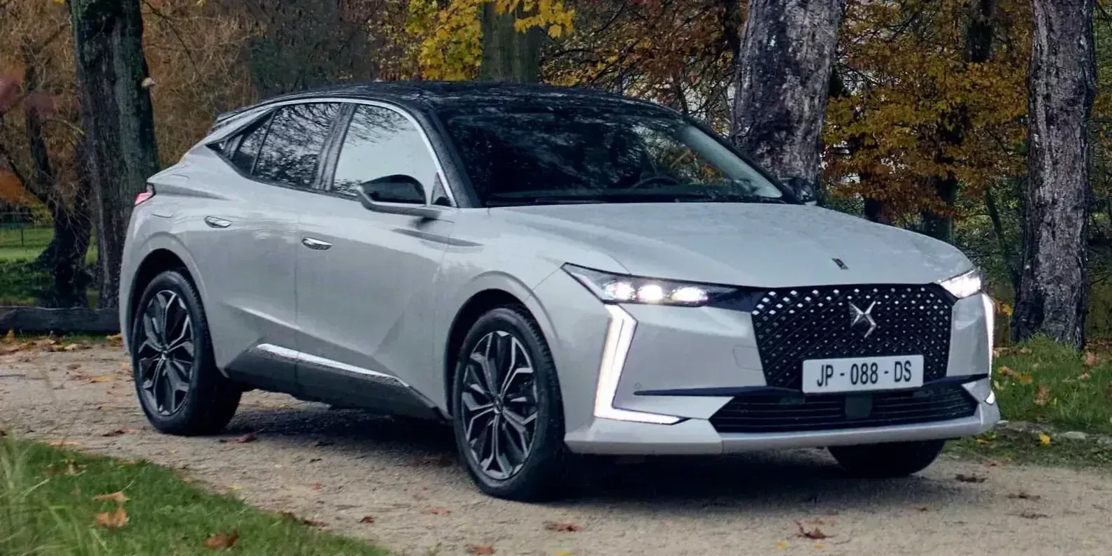 2024 DS 4 photo 1
