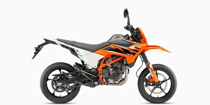 2026 KTM 125 SMC R exterior main image