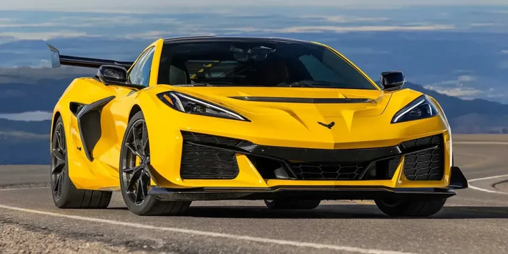 2025 Chevrolet 2025-chevrolet-corvette-zr1-dct main image