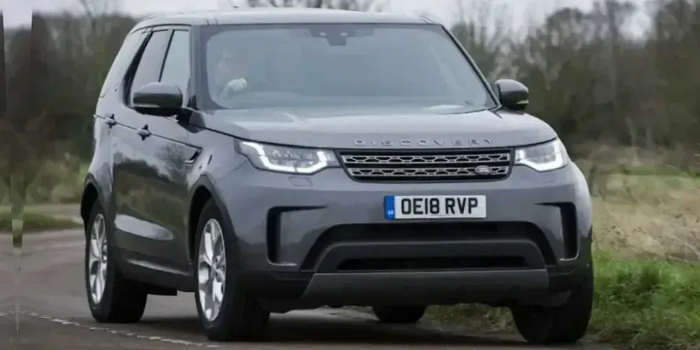 2017 Land Rover Discovery photo 1