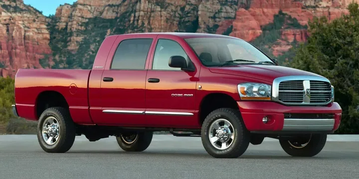 2006 Dodge 2006-dodge-ram-pickup-2500-mega-cab-59-cummins-4x4-329ps main image
