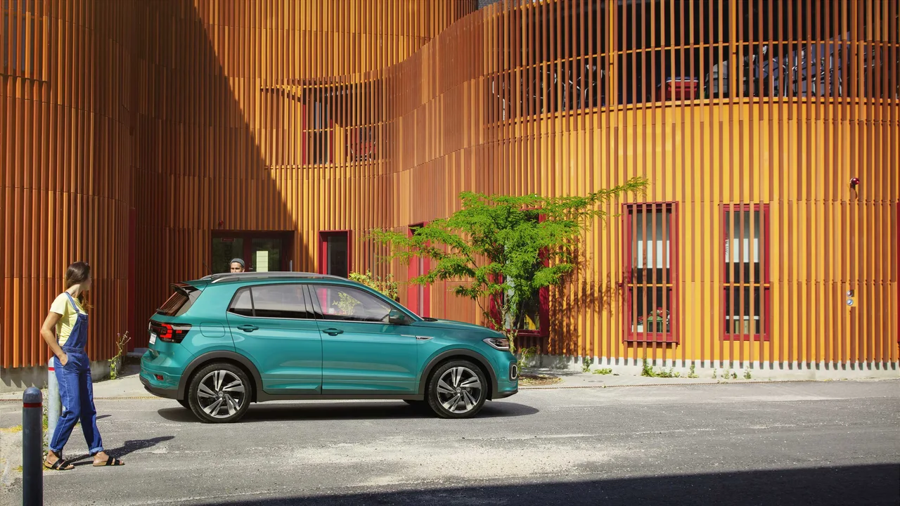 Exterior 4