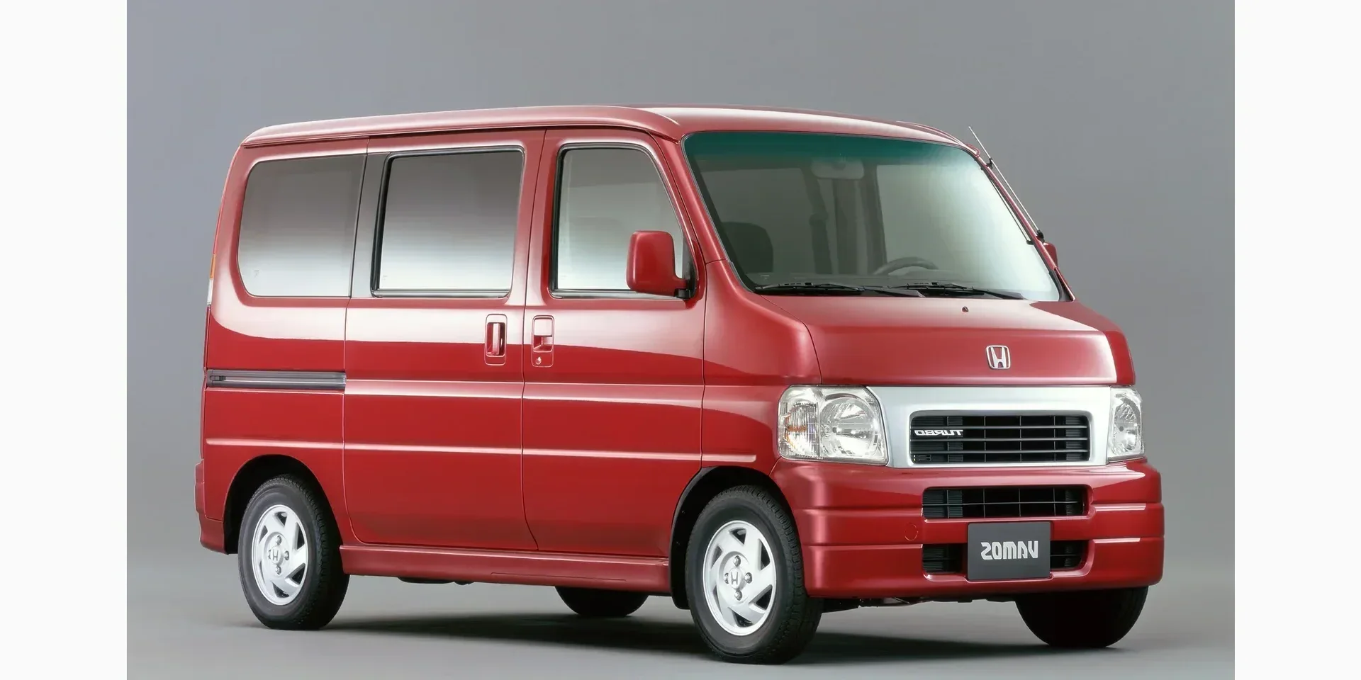 2001 Honda Vamos Hatchback photo 1