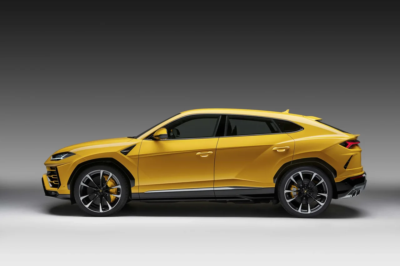 Exterior 15