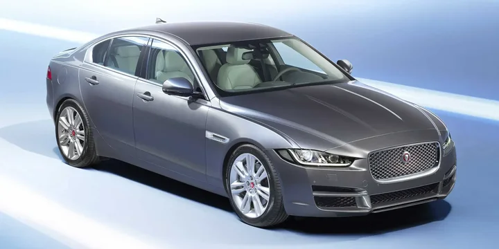 2015 Jaguar 2015-jaguar-xe-25t main image
