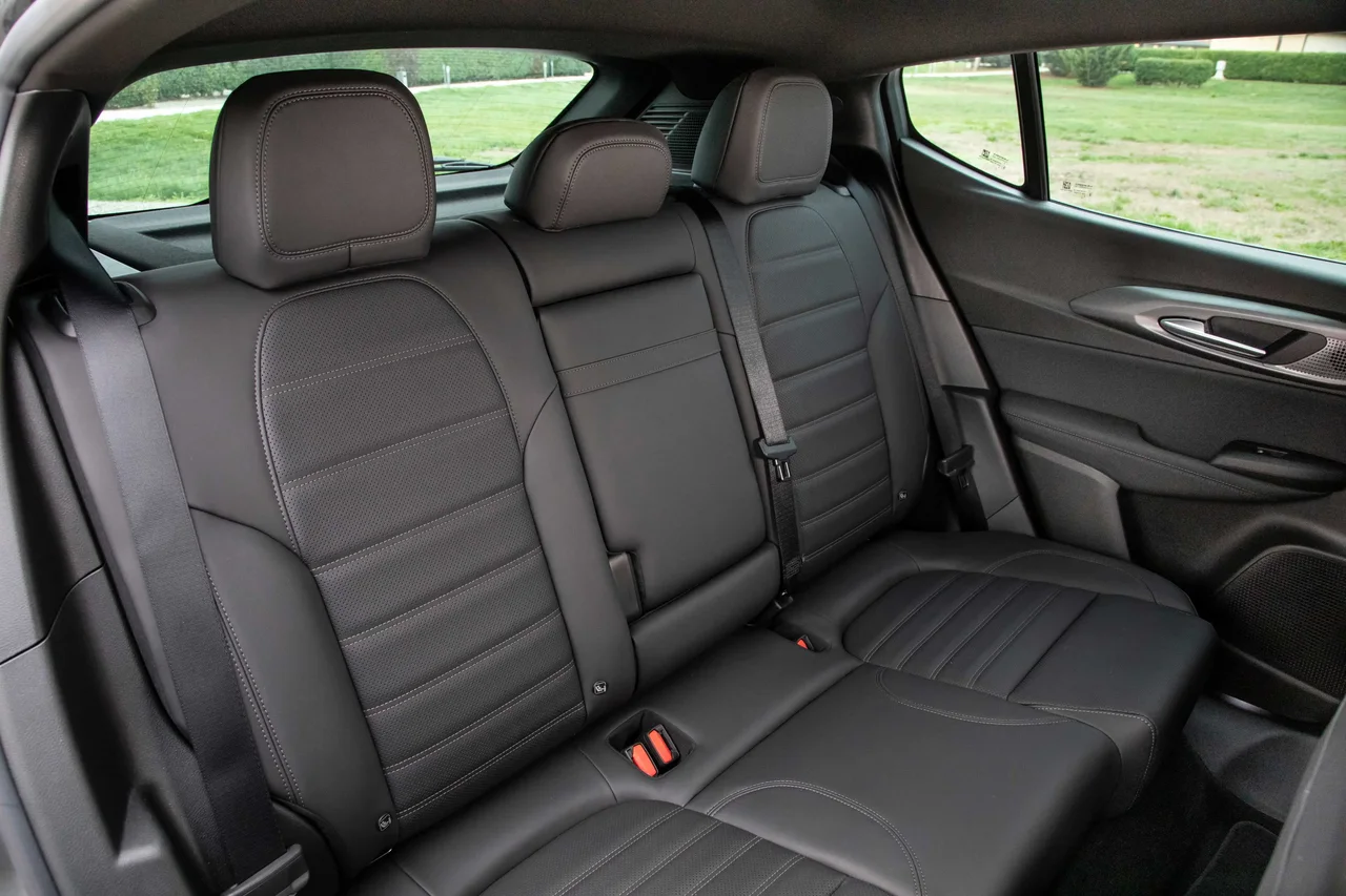 Interior 2
