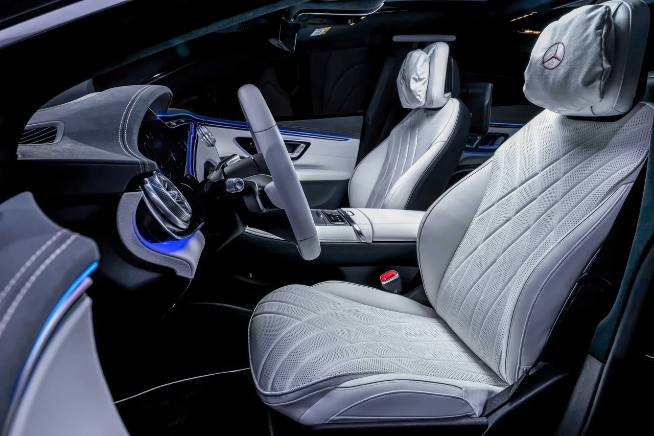 Interior 2
