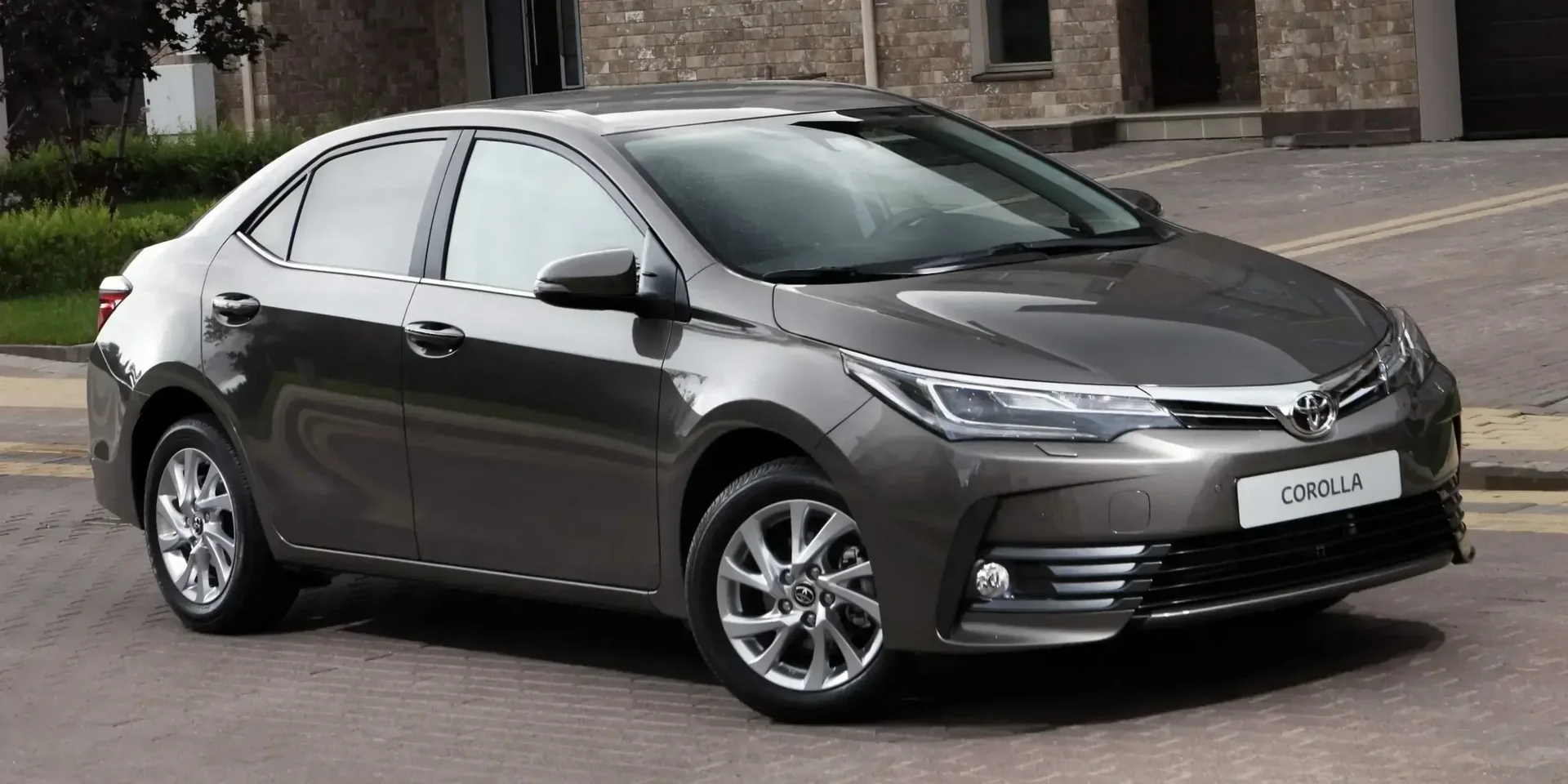 2018 Toyota Corolla photo 1