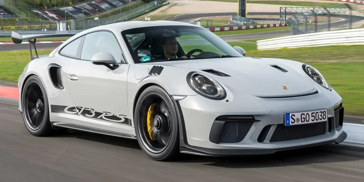 2019 Porsche 2019-porsche-911-gt3-rs main image