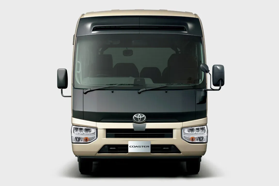 Exterior 4