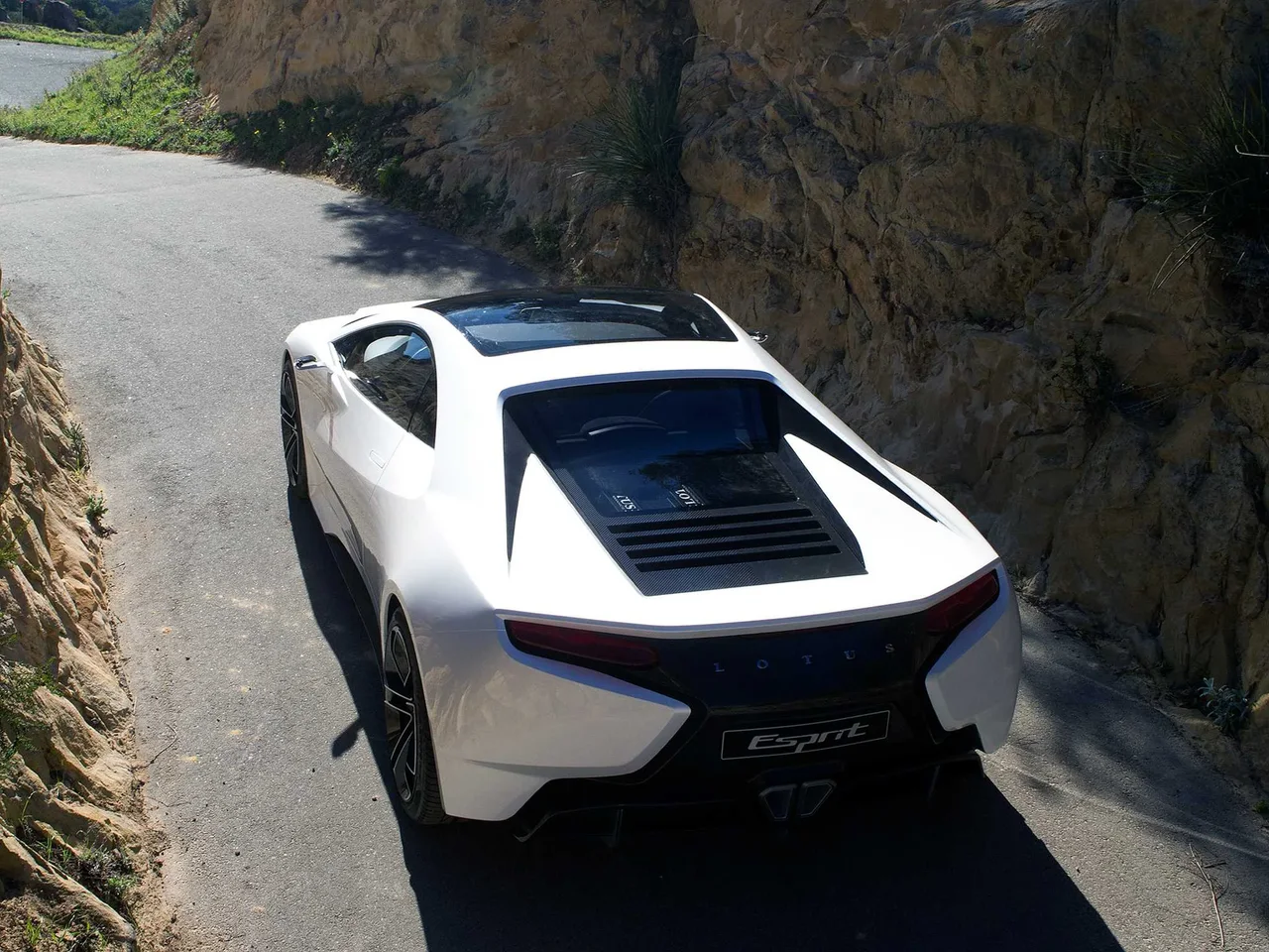 Exterior 10