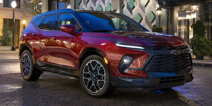 2023 Chevrolet 2023-chevrolet-blazer-36-v6-awd-hydra-matic-9-speed main image