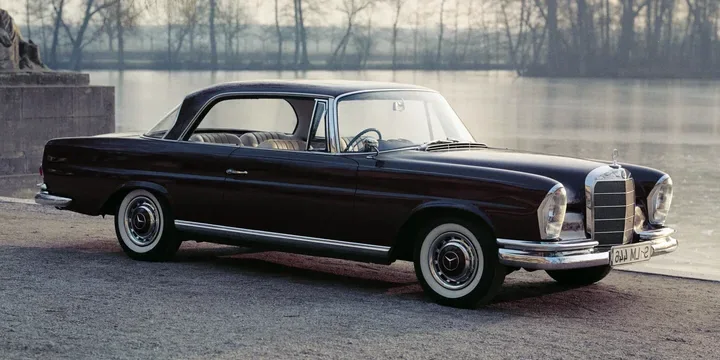 1961 Mercedes-Benz W111 exterior main image