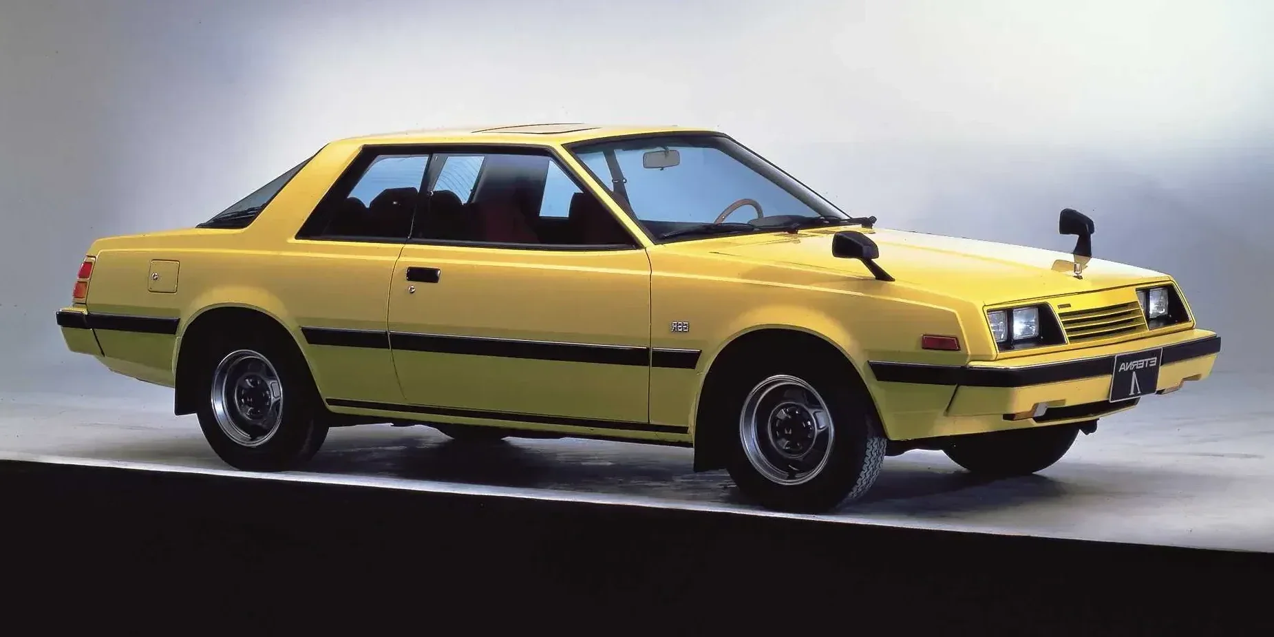 1981 Mitsubishi Eterna photo 1