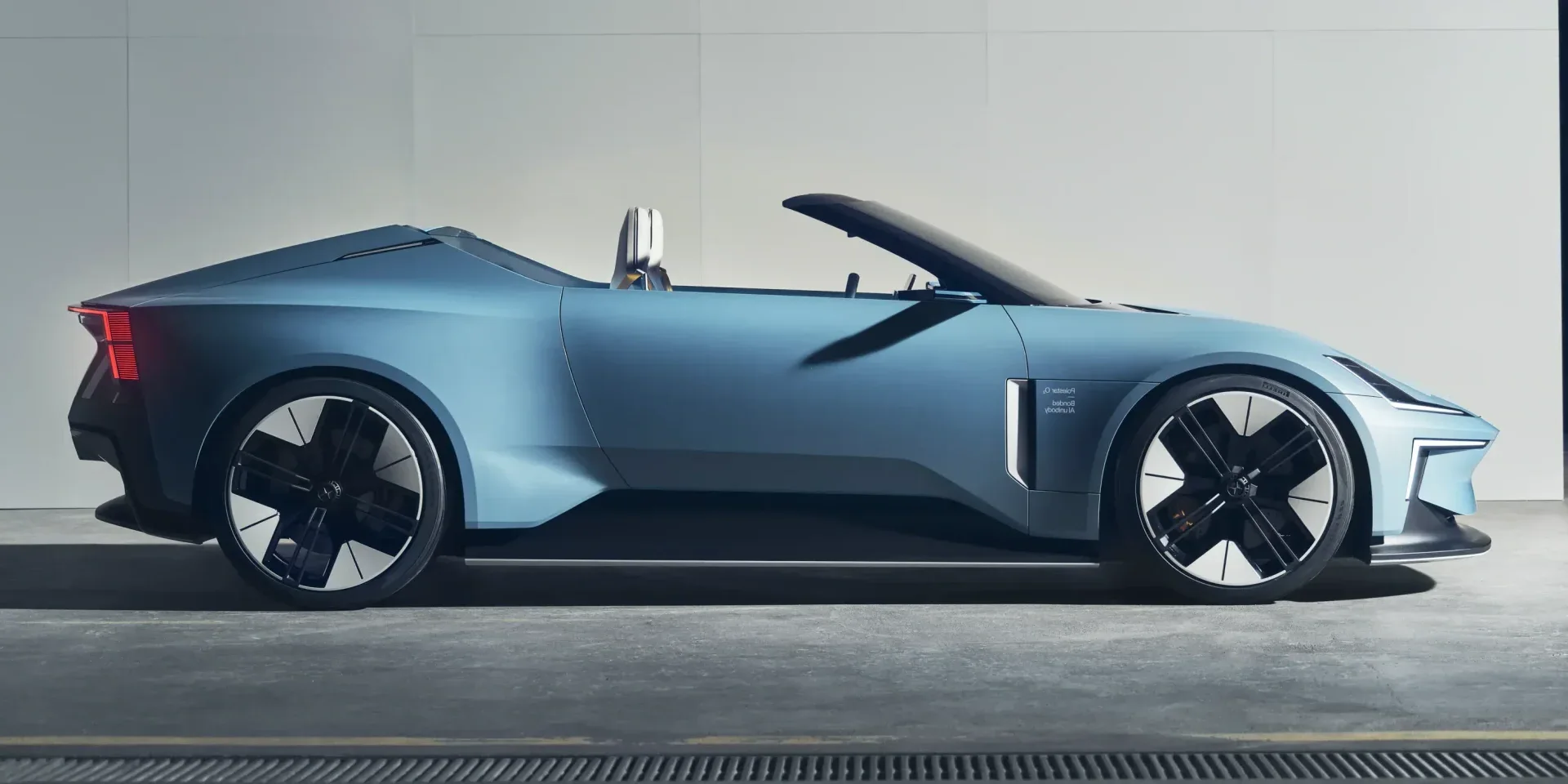 2022 Polestar O₂ photo 1