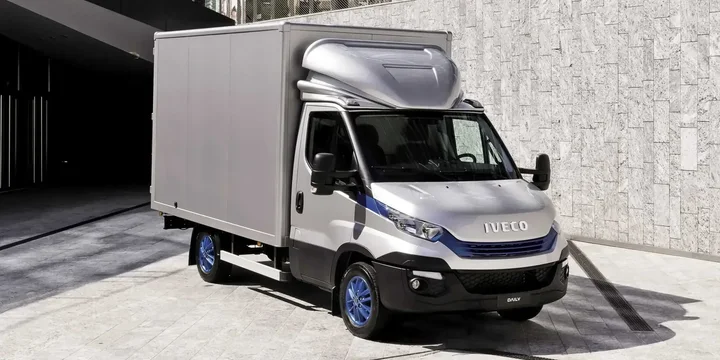 2017 Iveco 2017-iveco-daily-35-np-chassis-cab main image