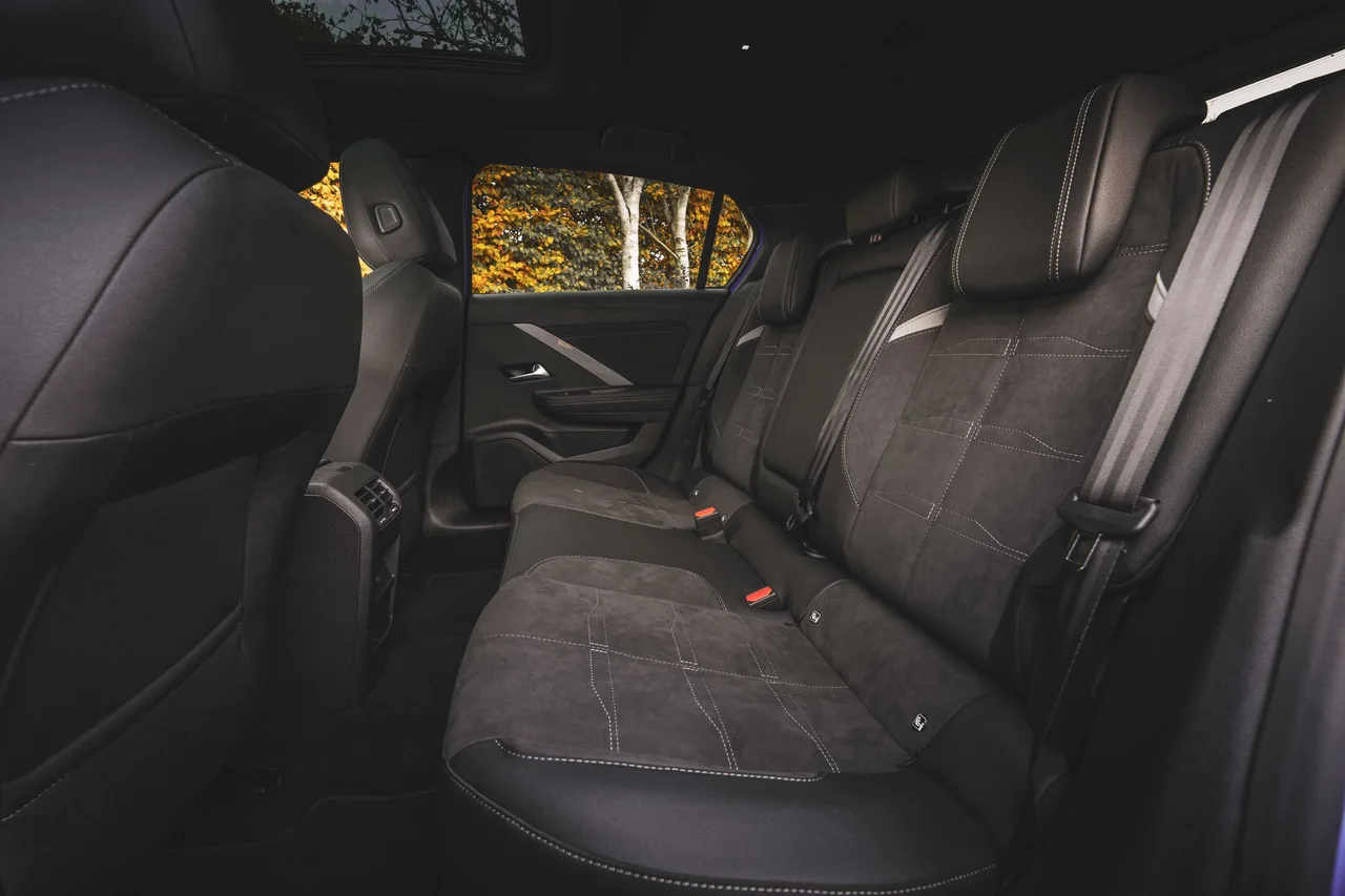 Interior 2
