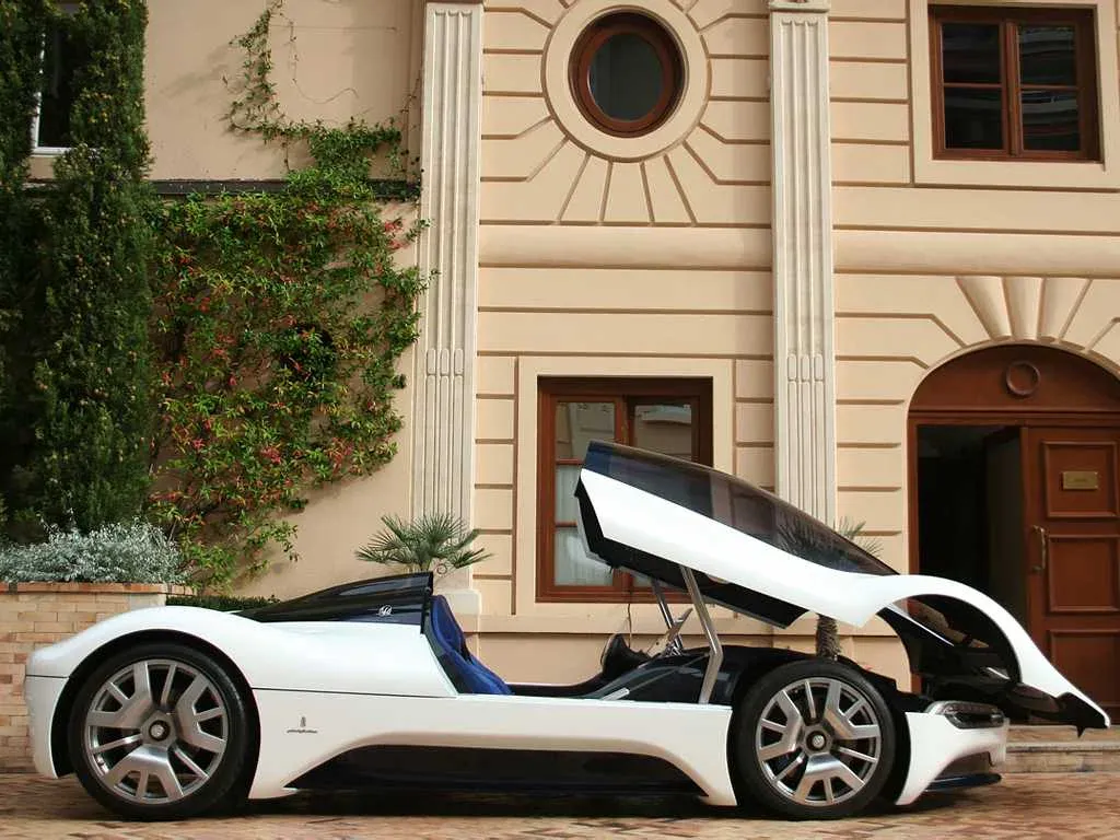 Exterior 12