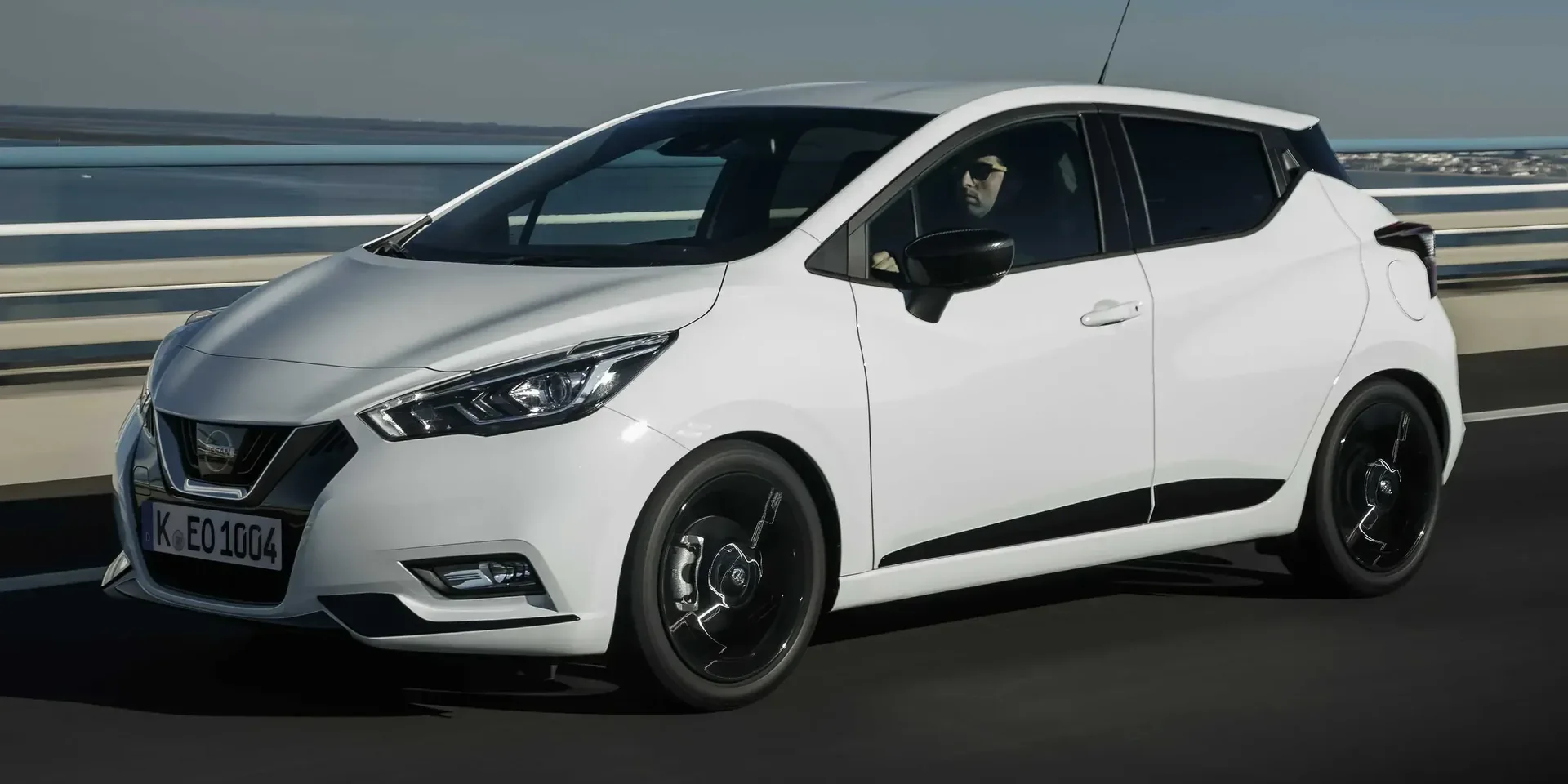 2019 Nissan Micra photo 1