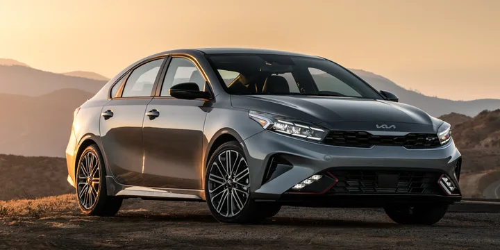 2022 Kia Forte exterior main image