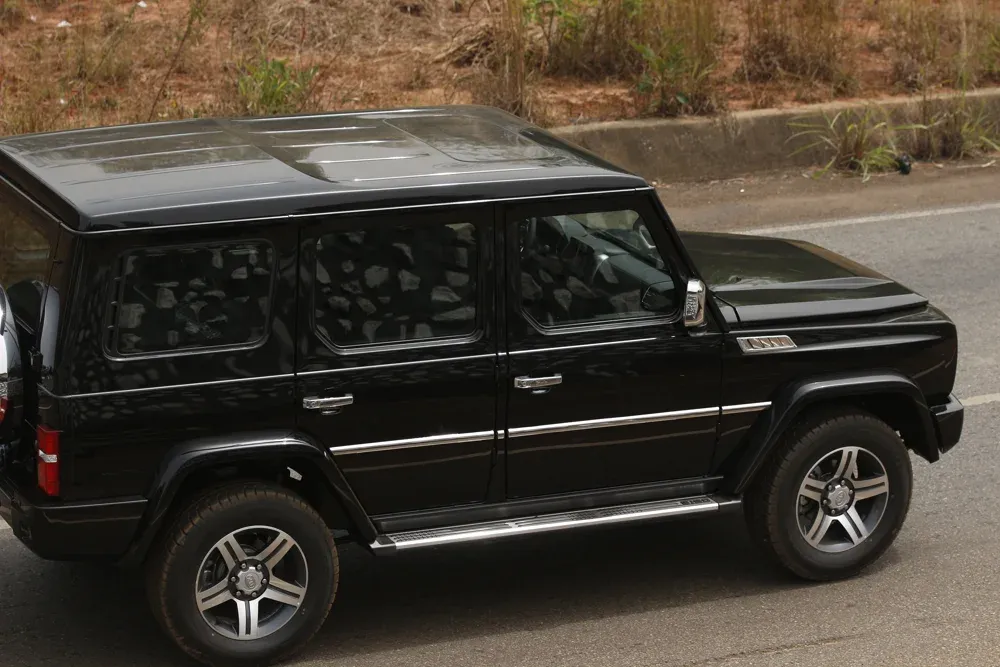 Exterior 4