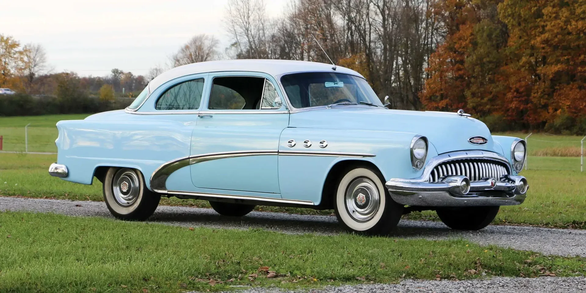 1953 Buick Special Tourback photo 1