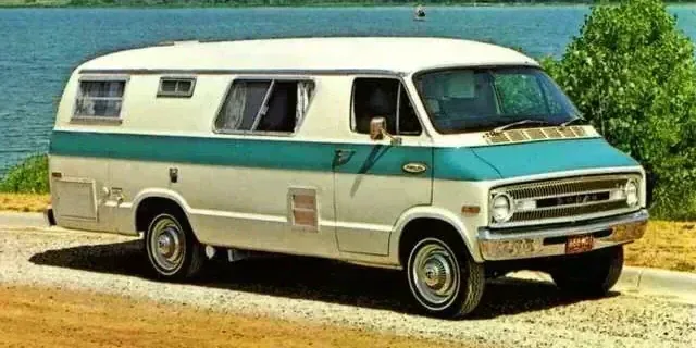 1972 Dodge 1972-dodge-b-van-lcv-b200-conversion-van-59-v8-182ps main image