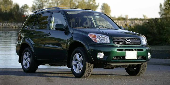 2005 Toyota 2005-toyota-rav4 main image