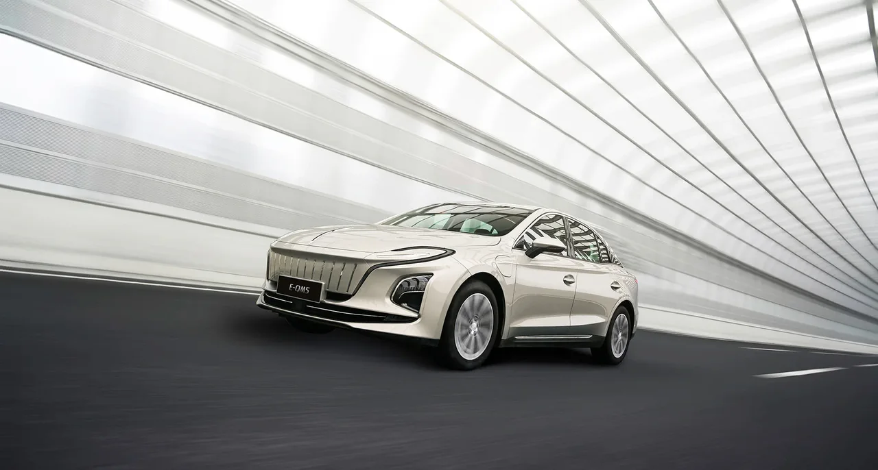 Exterior 6