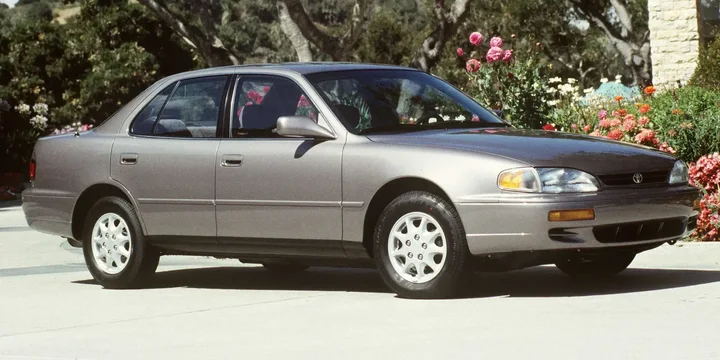 2000 Toyota 2000-toyota-camry-generation-xv20 main image
