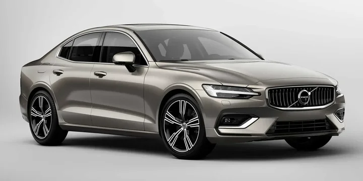 2019 Volvo 2019-volvo-concept-t6-awd-geartronic-8-speed-310ps-2019-2024 main image