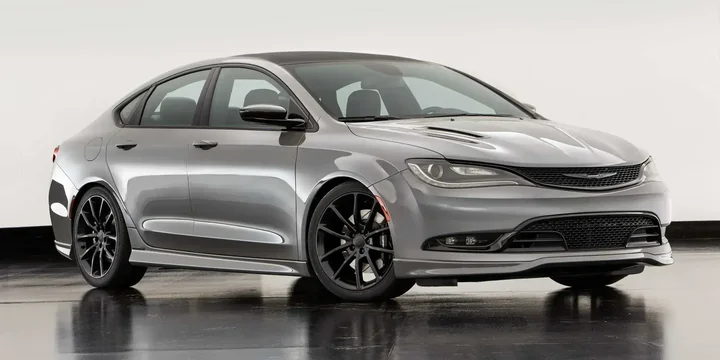 2015 Chrysler 2015-chrysler-concept-36-v6-pentastar-automatic main image