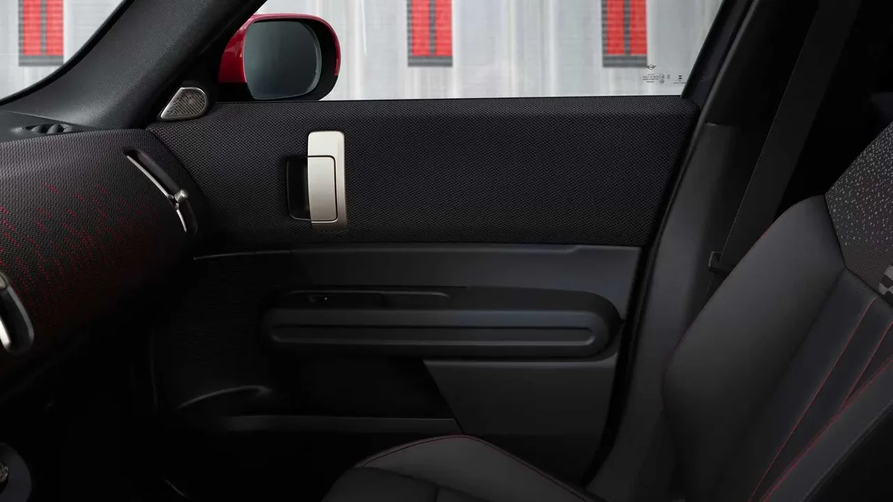 Interior 1