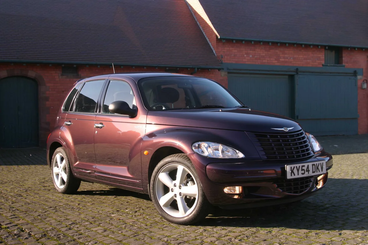 Exterior 3