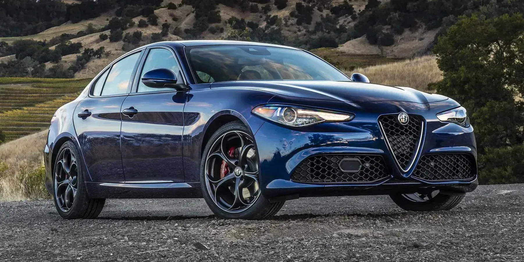 2018 Alfa Romeo Giulia photo 1