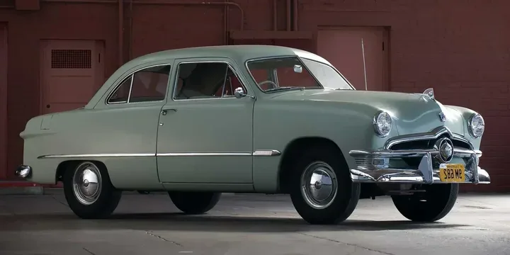1950 Ford 1950-ford-custom-deluxe-tudor-sedan-39-v8-manual-3-speed main image