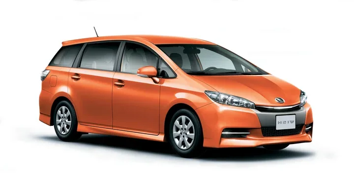 2012 Toyota Wish exterior main image