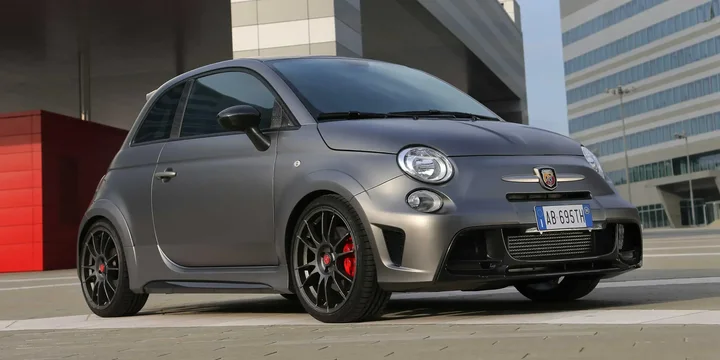 2014 Abarth 2014-abarth-695-biposto-manual-5-speed main image