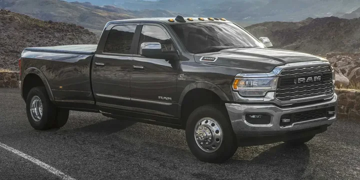 2019 Ram 2019-ram-hd-chassis main image