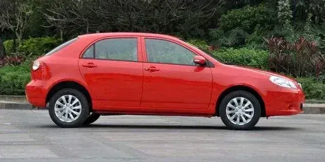 2011 BYD 2011-byd-g3-hatchback-1st-generation-15-manual-5-speed-106ps main image