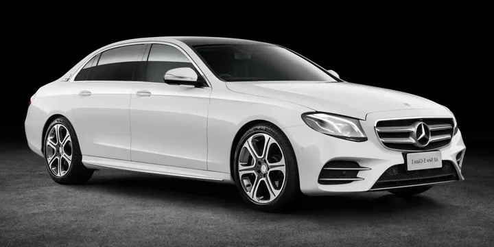 2017 Mercedes-Benz 2017-mercedes-benz-e-class-v213-2017-2020 main image