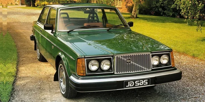 1976 Volvo 1976-volvo-260 main image