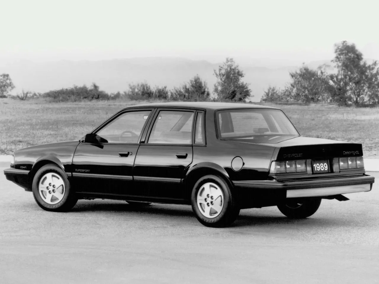 Exterior 10