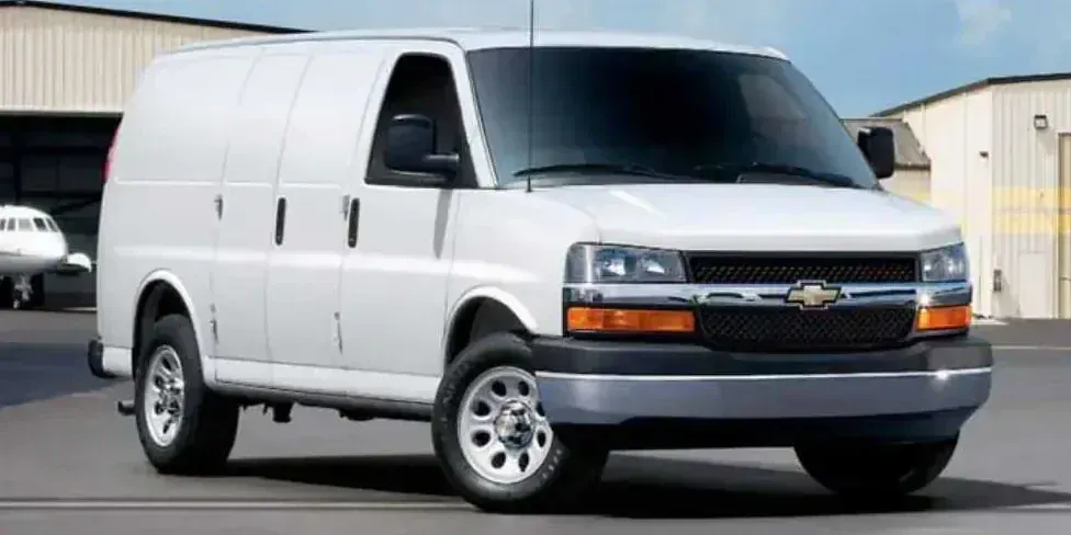 2010 Chevrolet Express G3500 photo 1