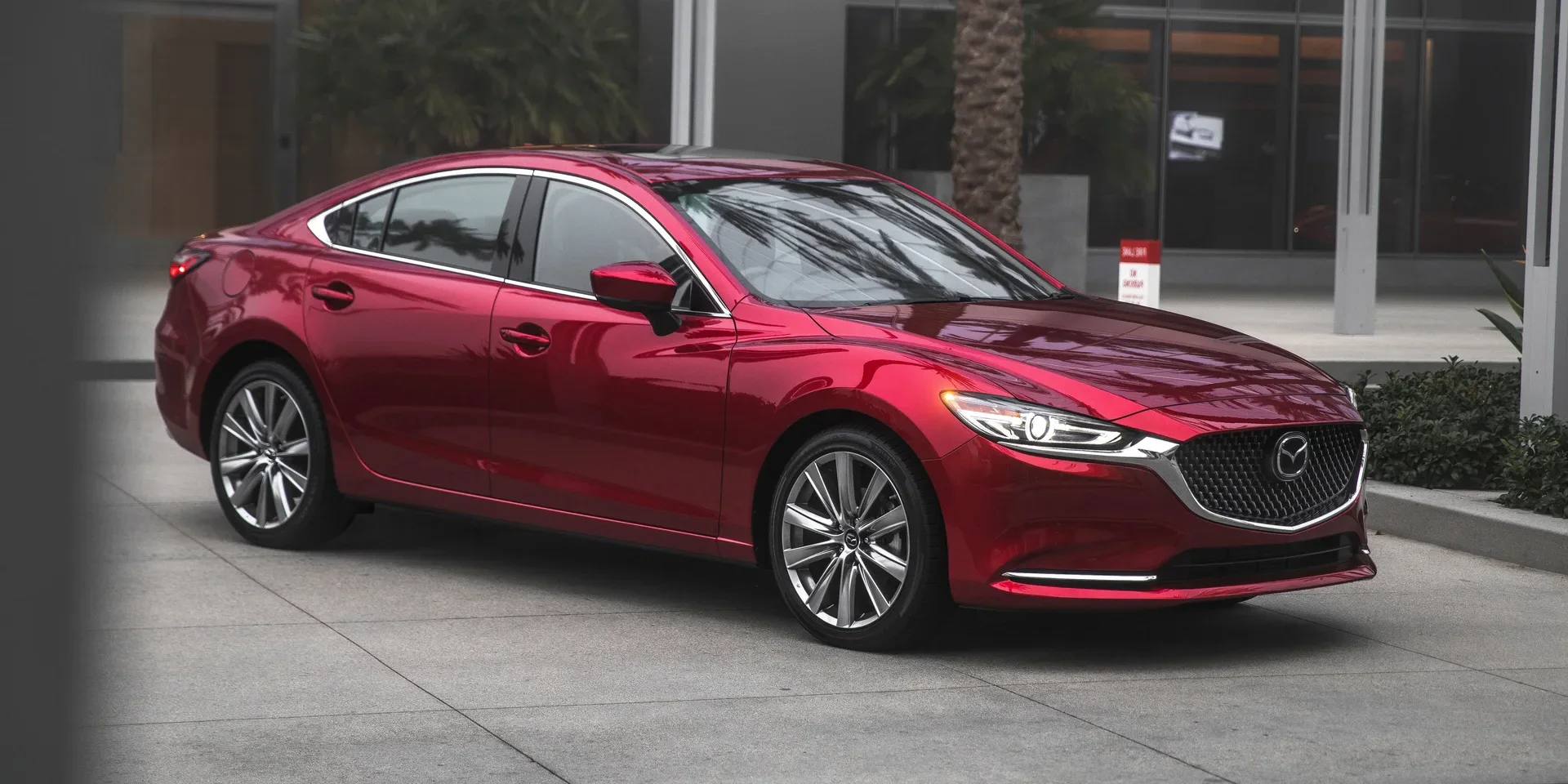 2018 Mazda 6 photo 1